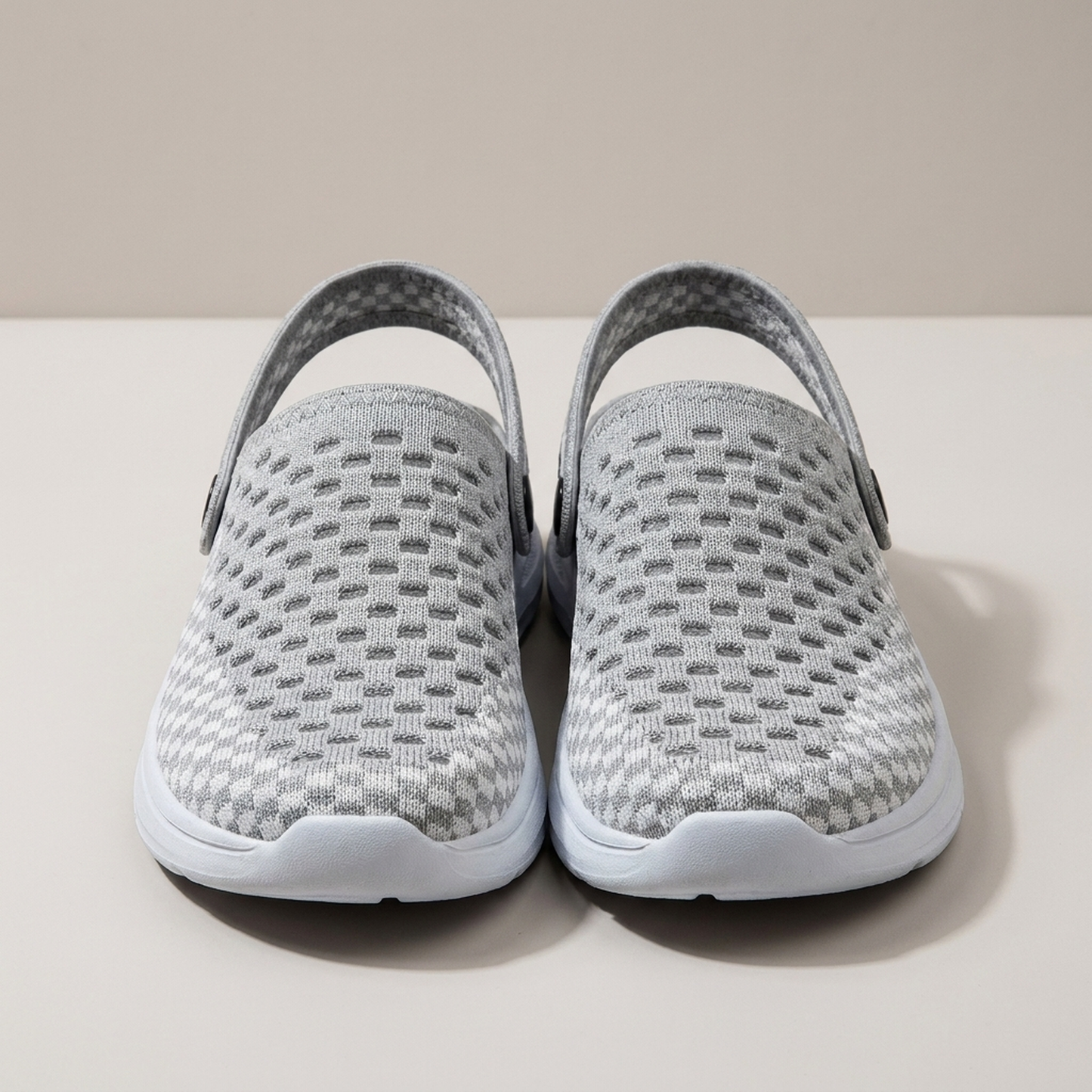 PLUXSTYLE::numise::breathable-unisex-comfort-clogs::pack-grey
