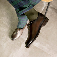 PLUXSTYLE::numise::rich-tone-oxford-shoes::lifestyle-keep-2