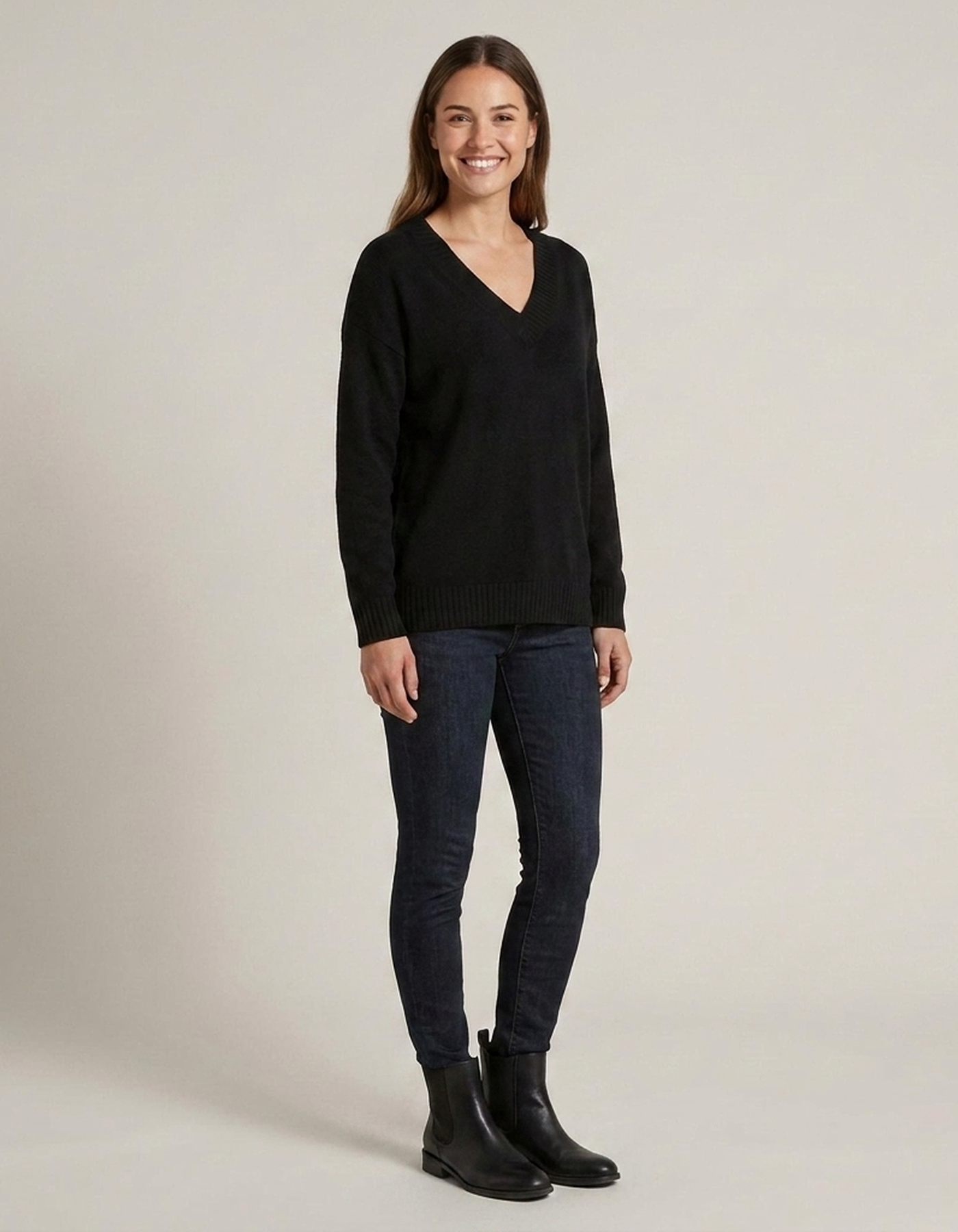 PLUXSTYLE::numise::celestia-relaxed-turtleneck-sweater::front