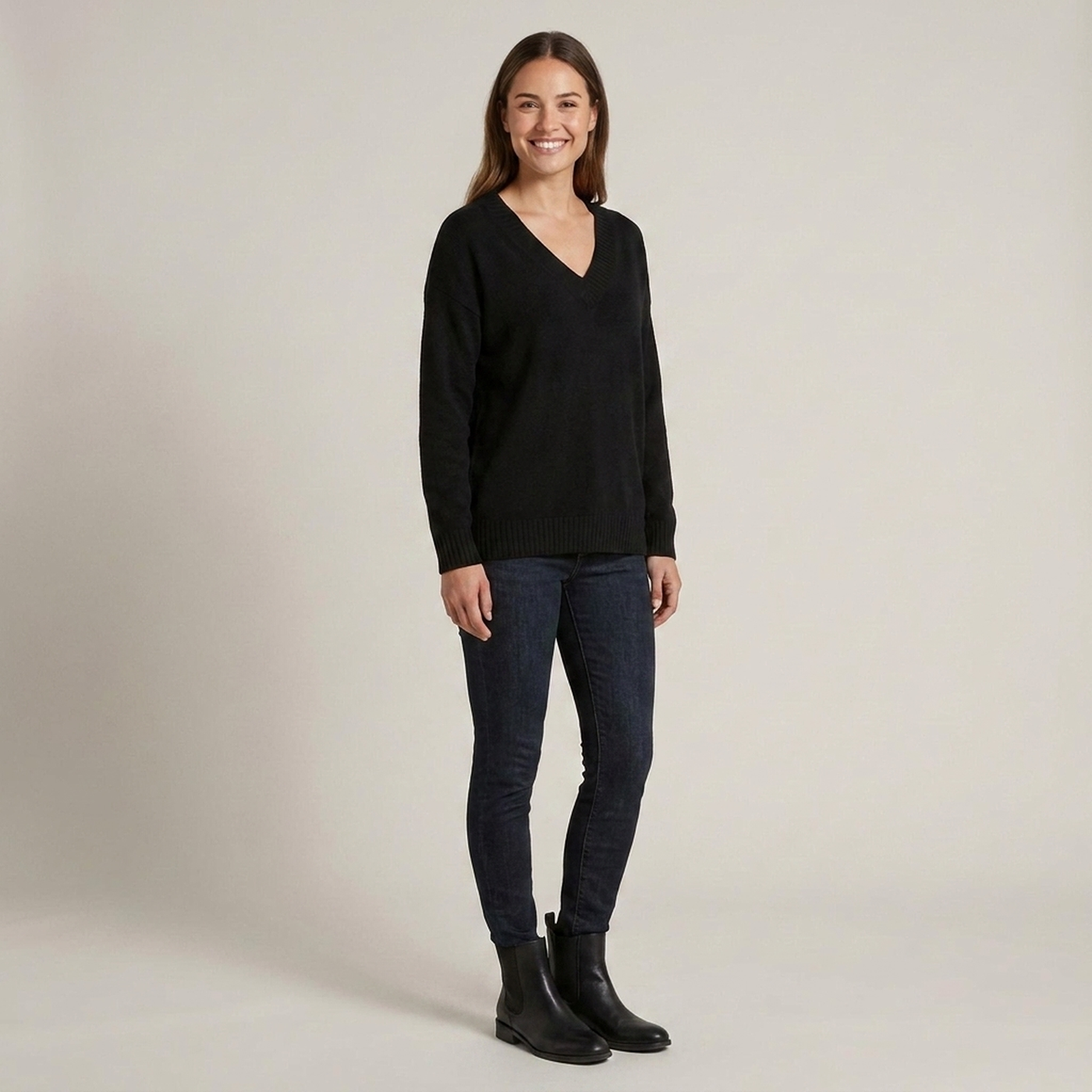 PLUXSTYLE::numise::celestia-relaxed-turtleneck-sweater::front