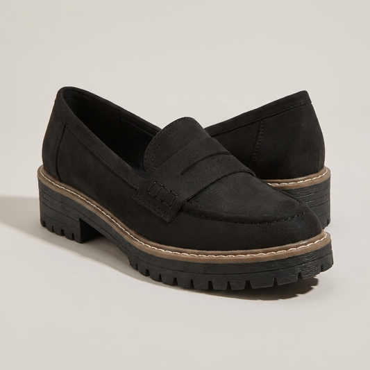 PLUXSTYLE::numise::destiny-everyday-loafers::closeup-hero