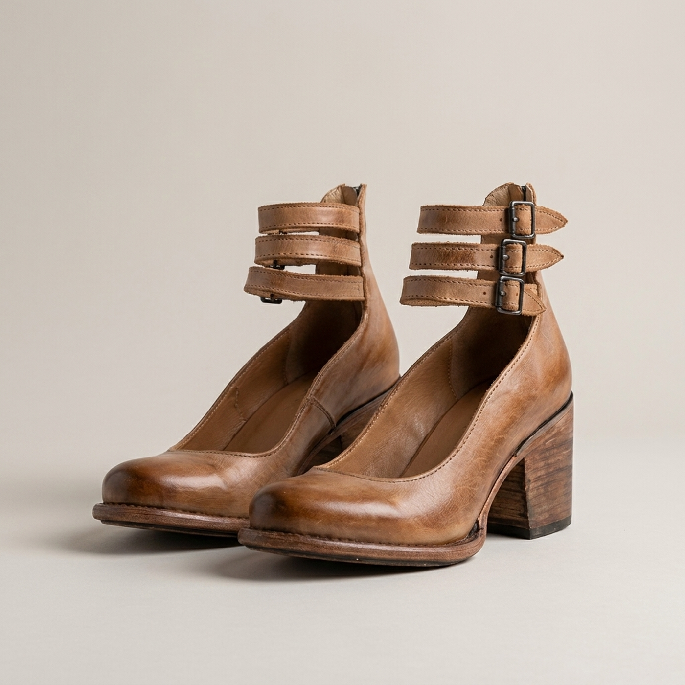 PLUXSTYLE::numise::strappy-block-heel-ankle-boots::pack-light-brown