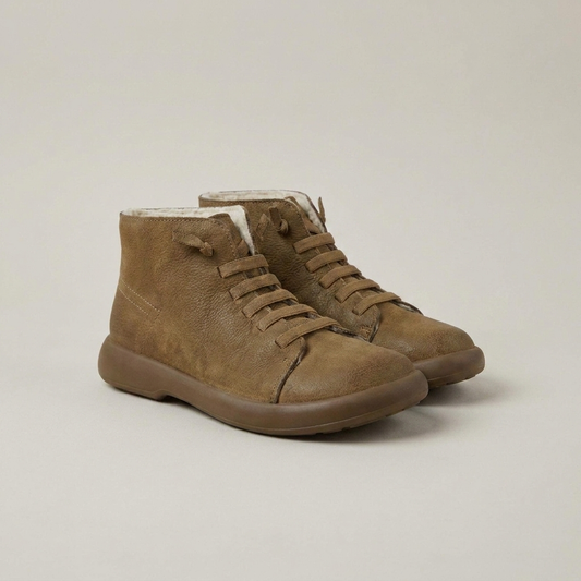 PLUXSTYLE::numise::khaki-pull-on-chelsea-boots::closeup-detail