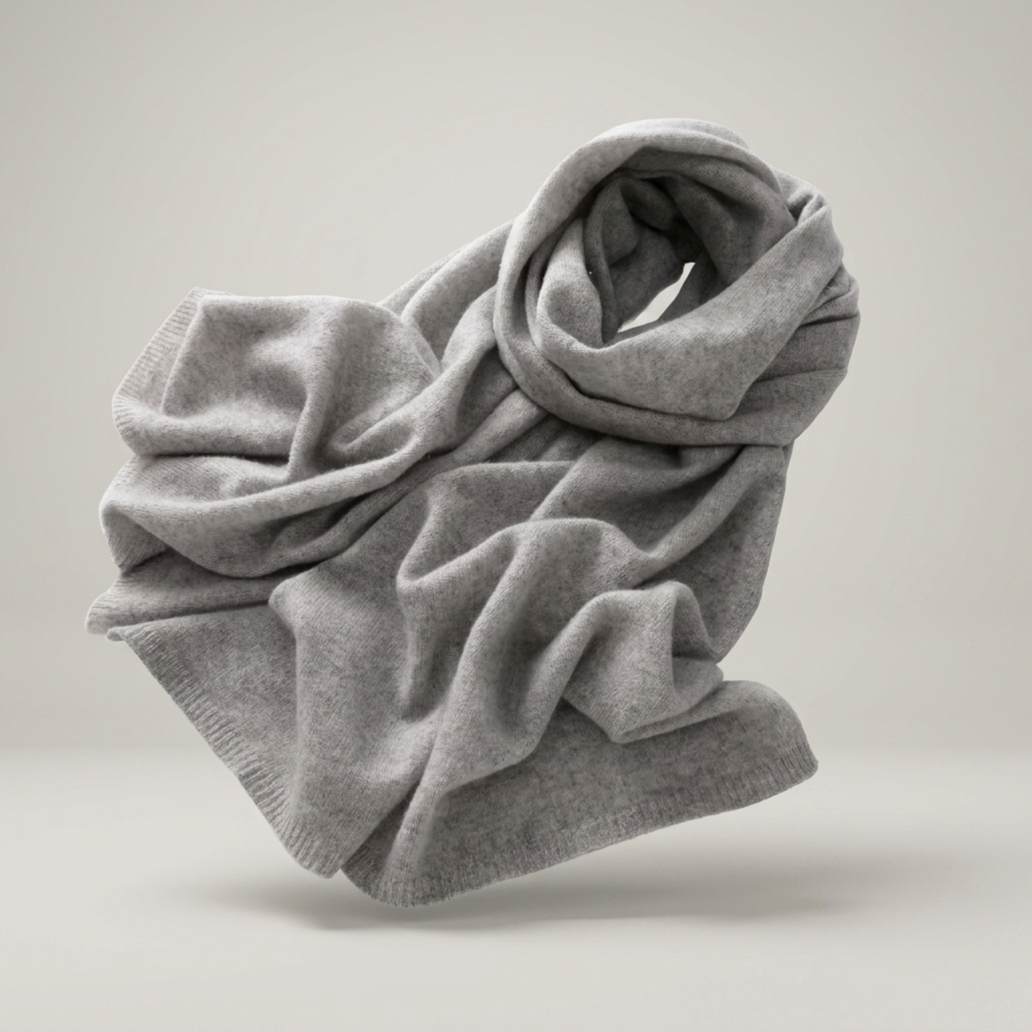 PLUXSTYLE::numise::everyday-lightweight-scarf::pack-grey