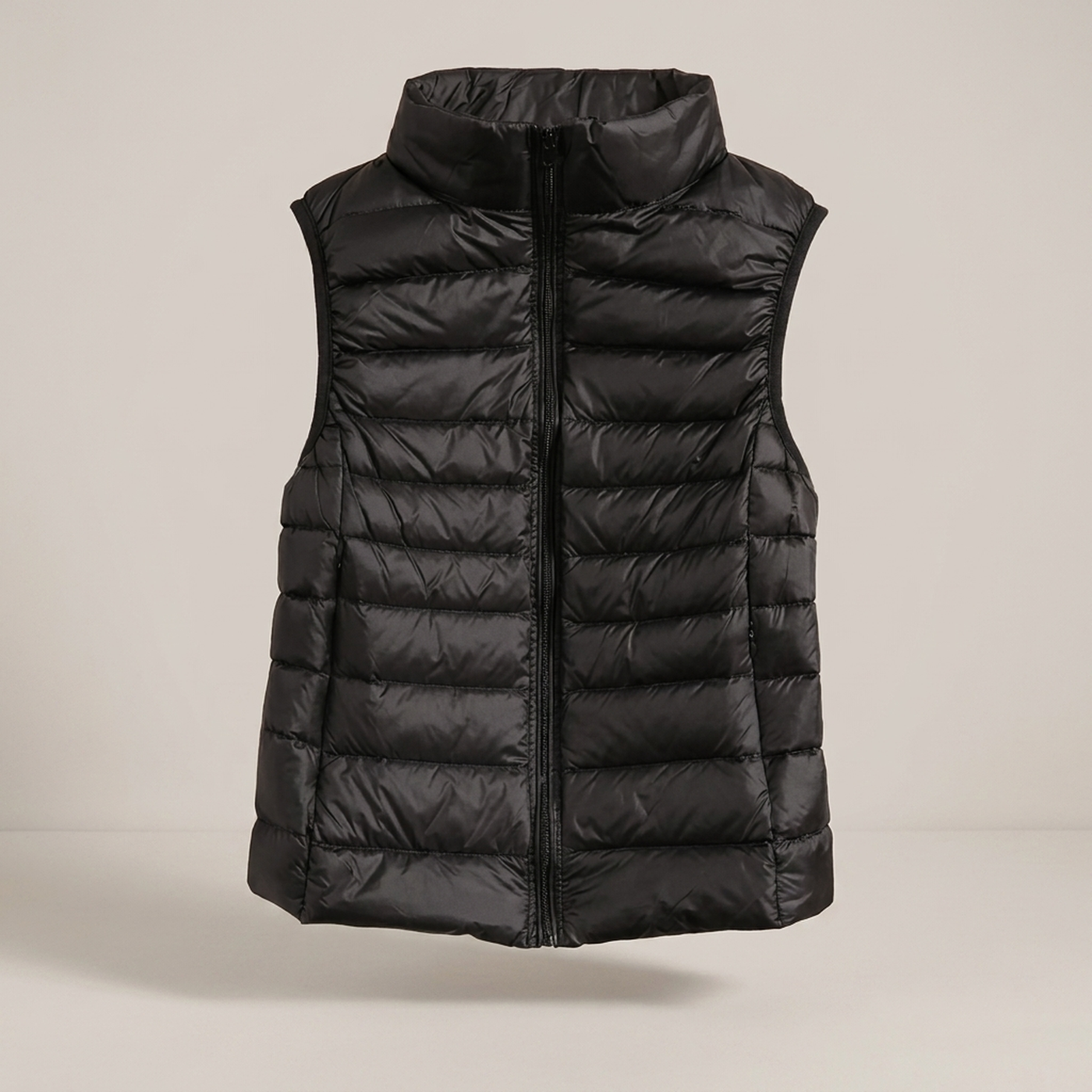 PLUXSTYLE::numise::everyday-sleeveless-parka::pack-black