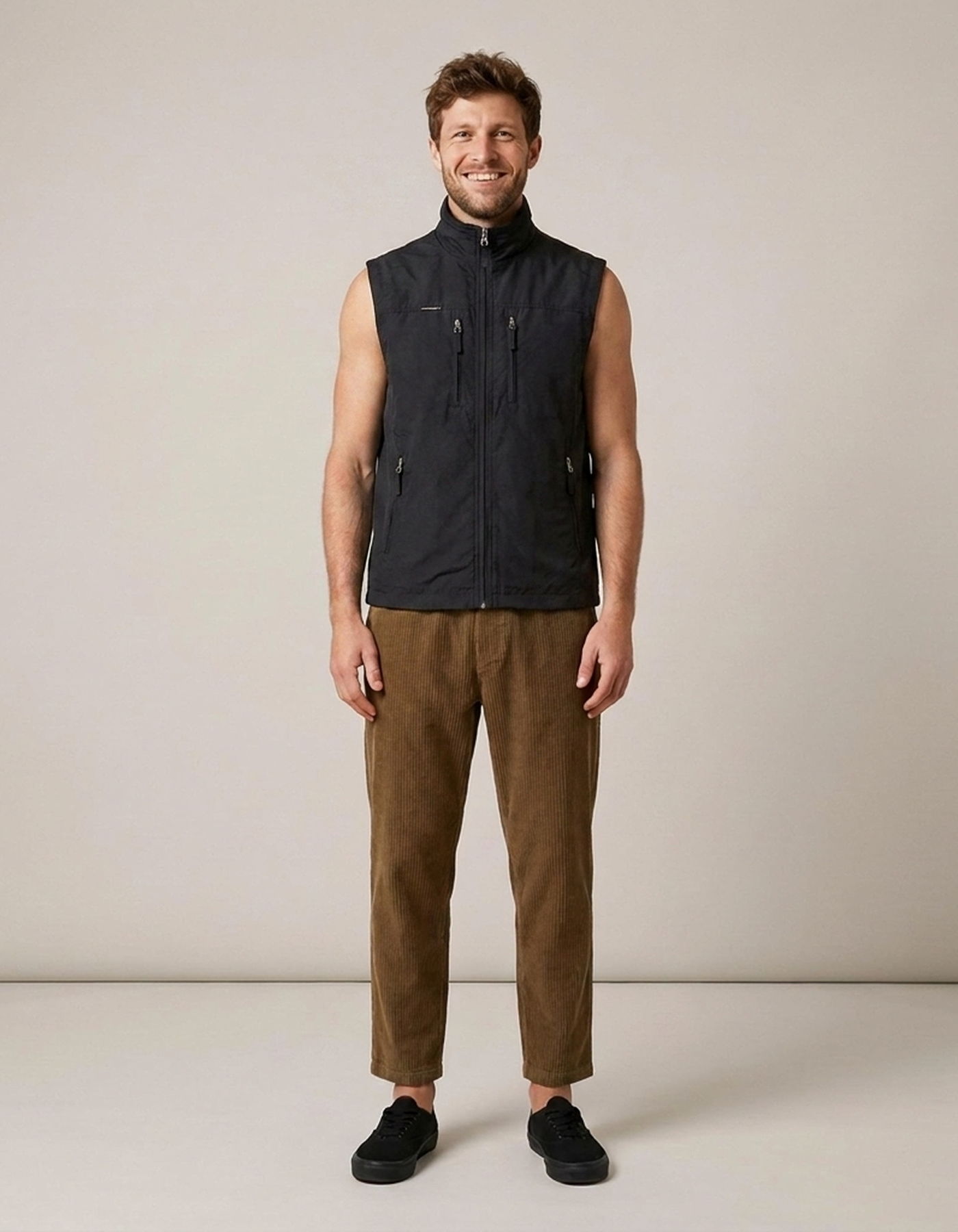 PLUXSTYLE::numise::mens-stand-collar-bodywarmer::front