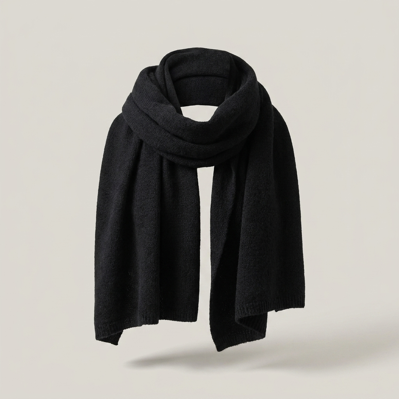 PLUXSTYLE::numise::everyday-lightweight-scarf::pack-black