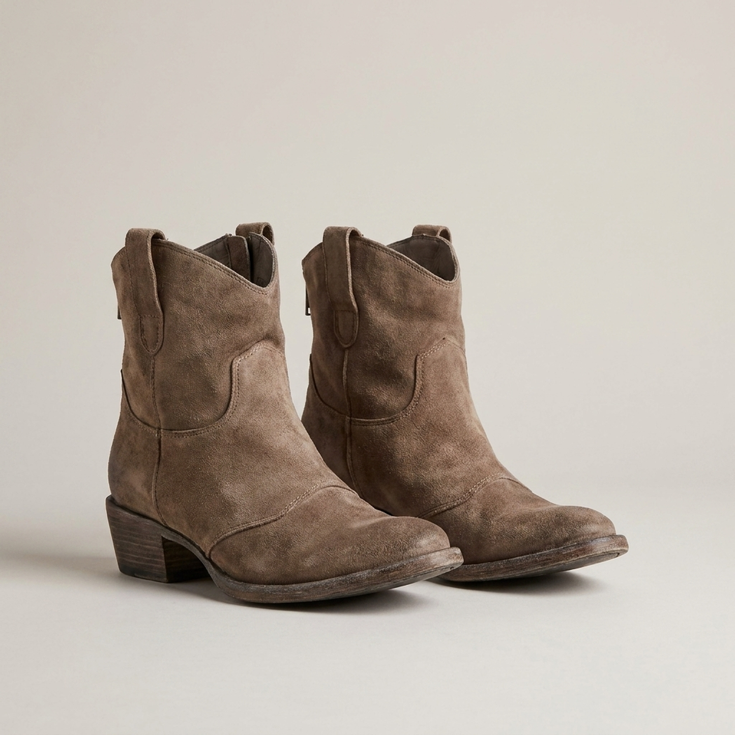 PLUXSTYLE::numise::charlotte-supportive-block-heel-boots::pack-brown