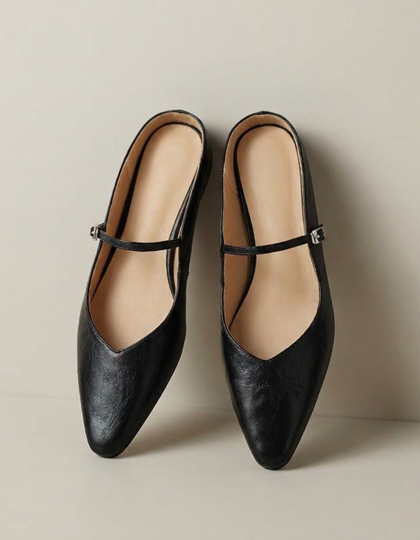 PLUXSTYLE::numise::alma-pointed-toe-mary-jane-mules::pack-black