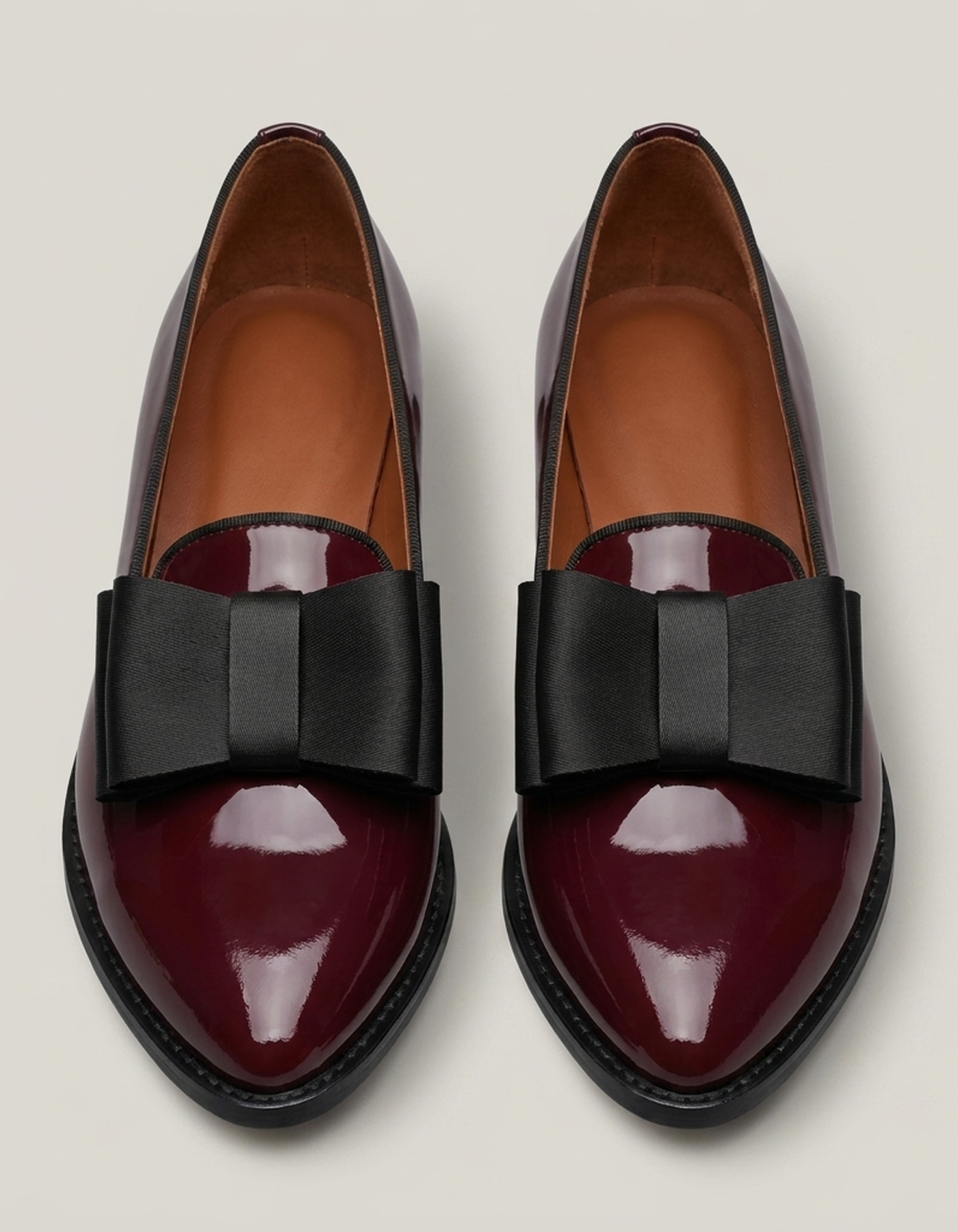 PLUXSTYLE::numise::womens-flexible-sole-loafers::pack-red