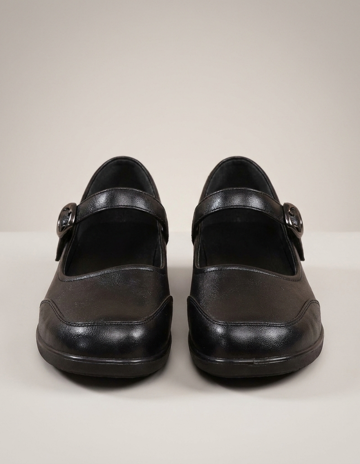 PLUXSTYLE::numise::daniela-buckle-strap-mary-jane-shoes::pack-black
