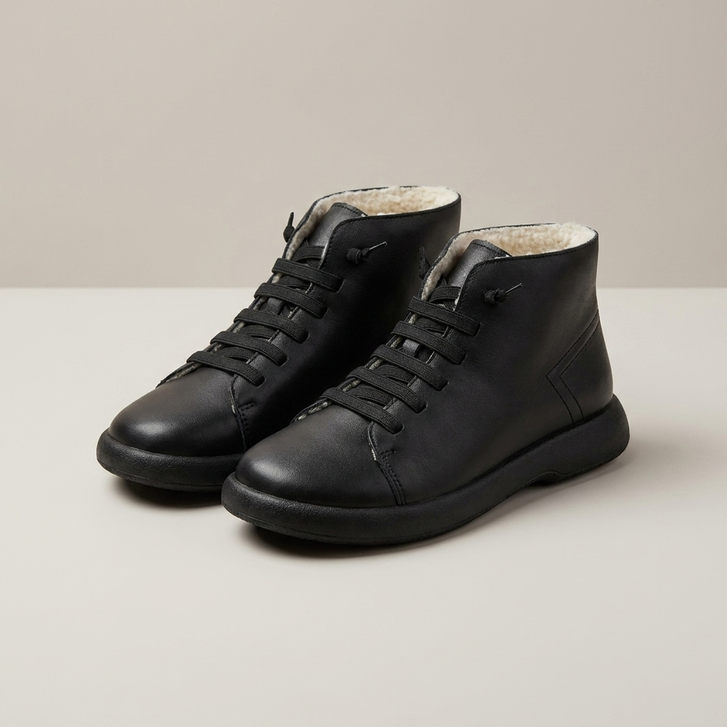 PLUXSTYLE::numise::khaki-pull-on-chelsea-boots::pack-black