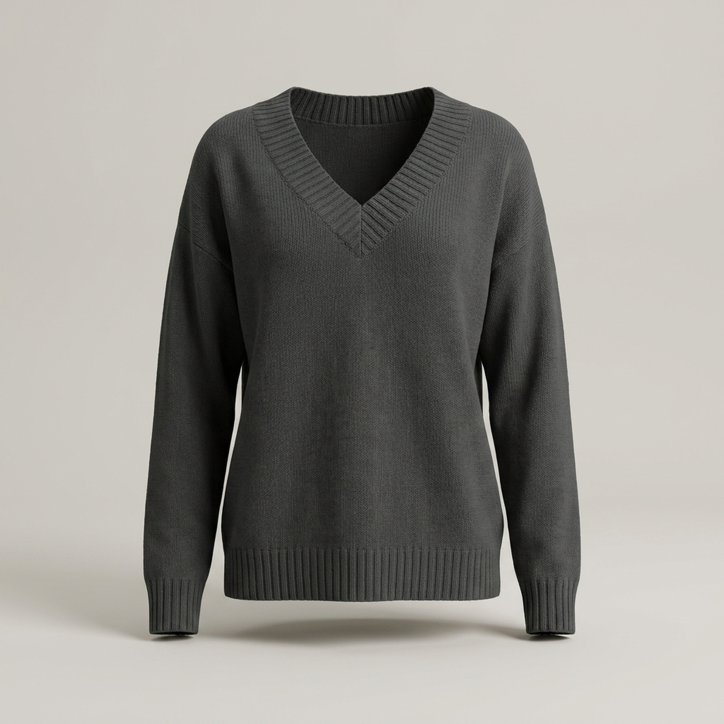 PLUXSTYLE::numise::celestia-relaxed-turtleneck-sweater::pack-dark-gray
