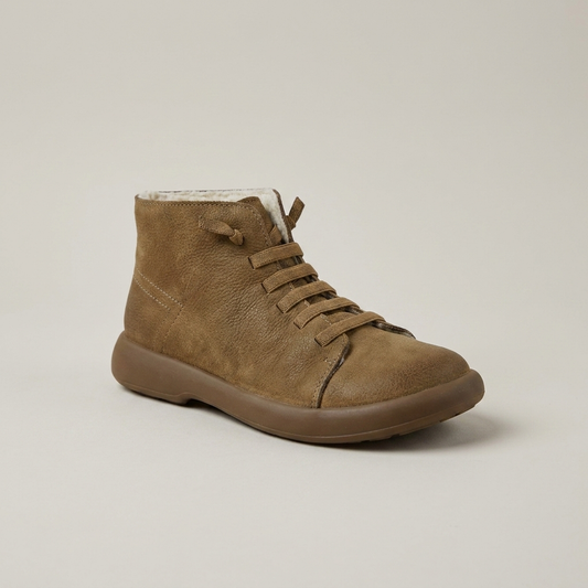 PLUXSTYLE::numise::khaki-pull-on-chelsea-boots::closeup-hero