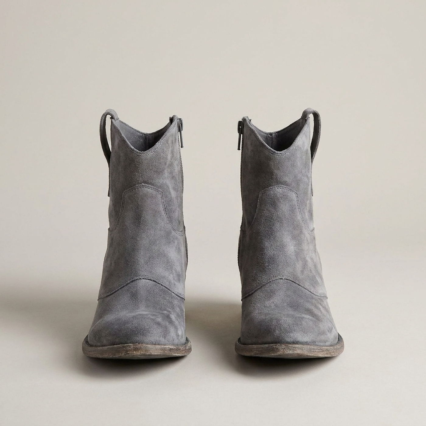 PLUXSTYLE::numise::charlotte-supportive-block-heel-boots::pack-grey