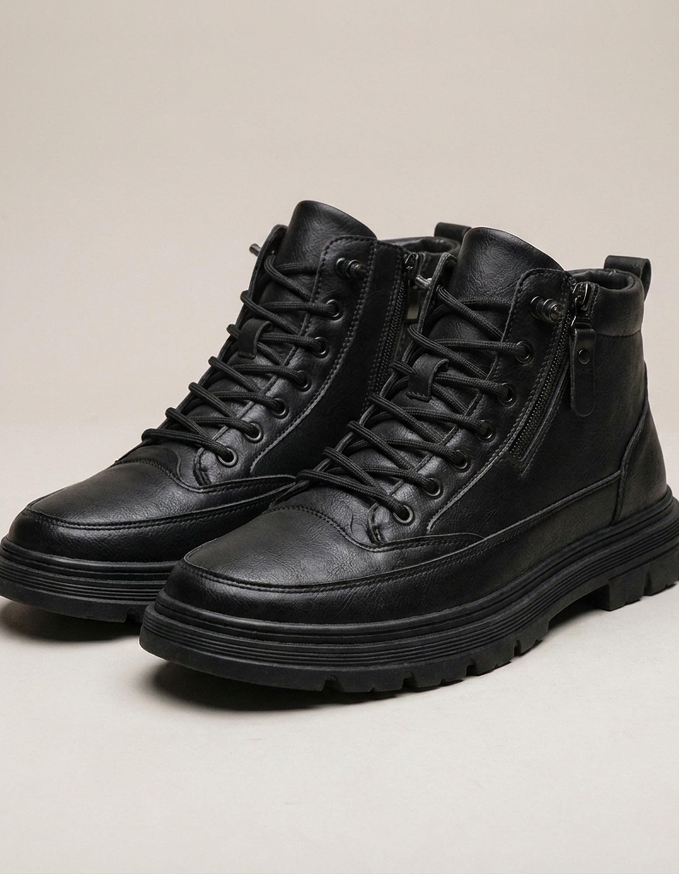 PLUXSTYLE::numise::mens-lace-up-comfort-boots::closeup-detail