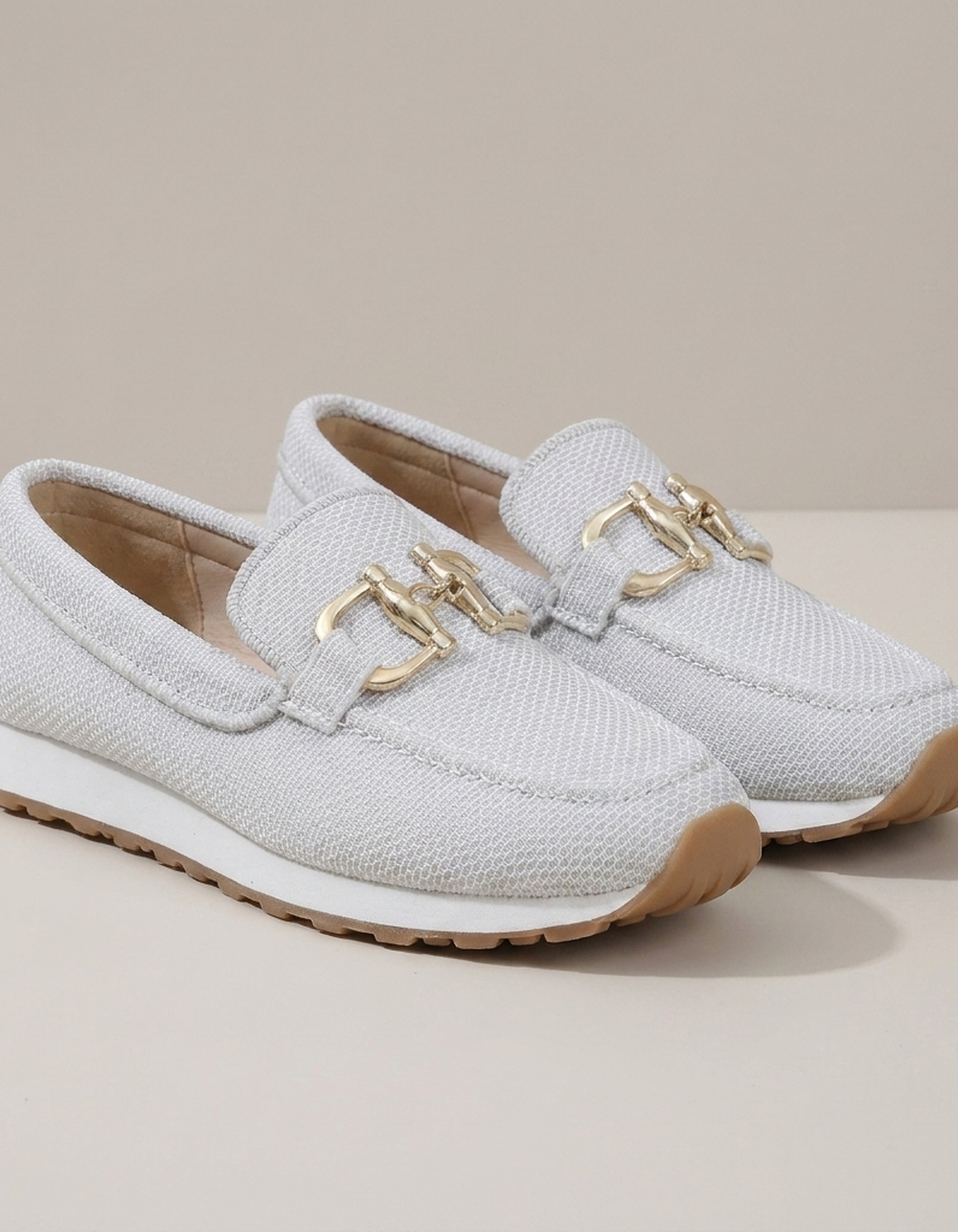 PLUXSTYLE::numise::womens-buckle-comfort-footwear::pack-white