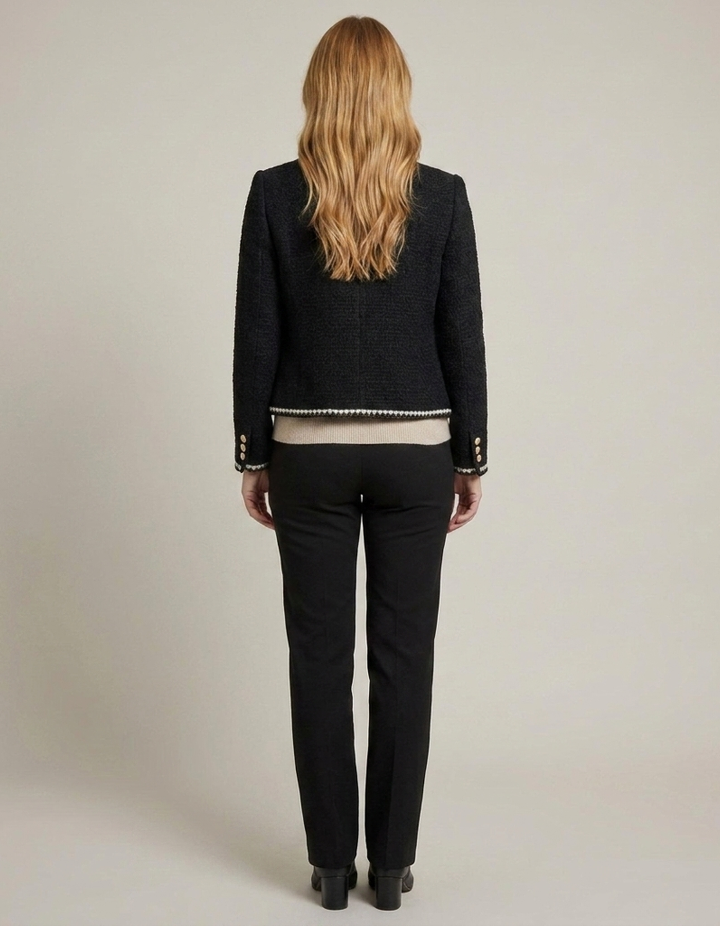 PLUXSTYLE::numise::allison-tailored-parka::back