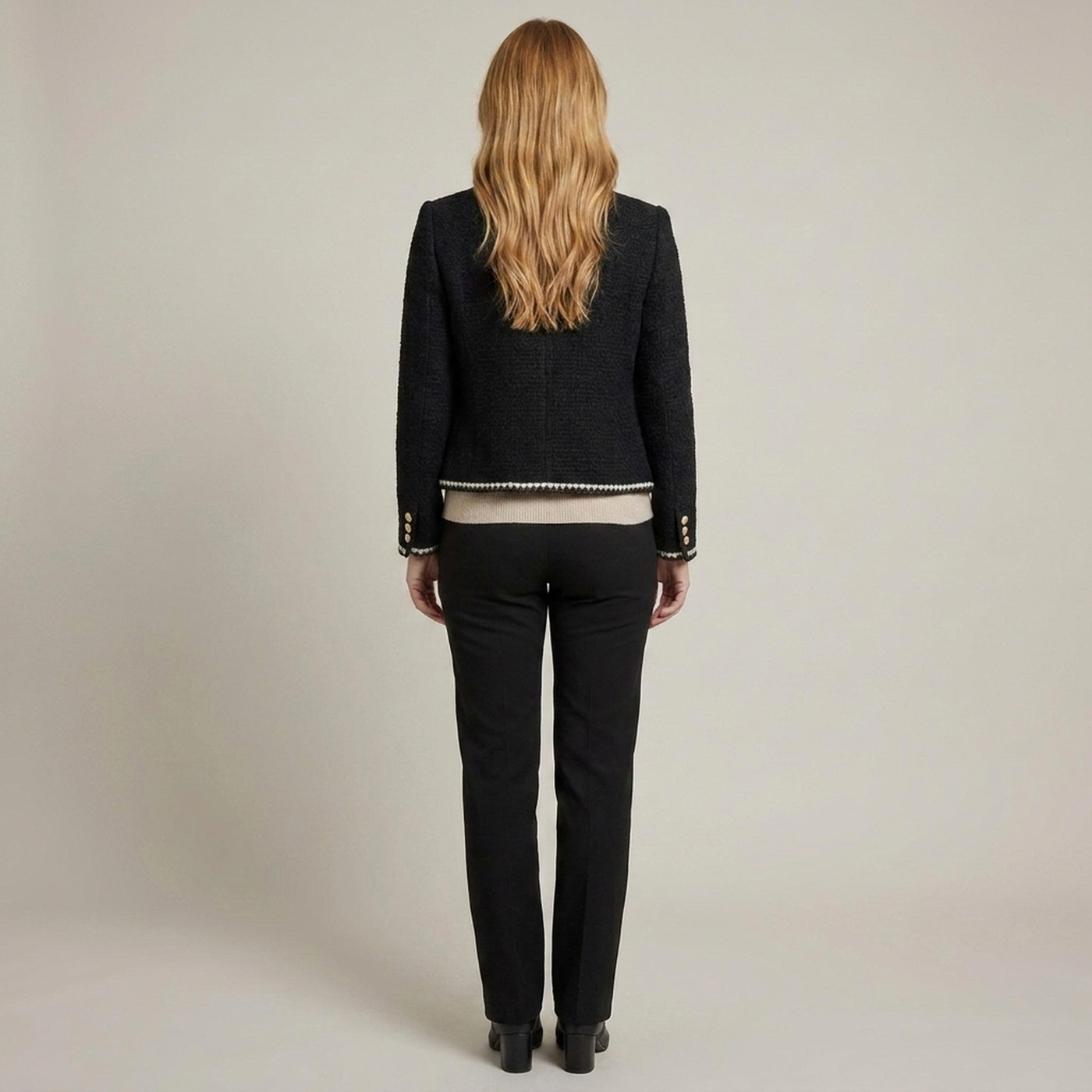 PLUXSTYLE::numise::allison-tailored-parka::back