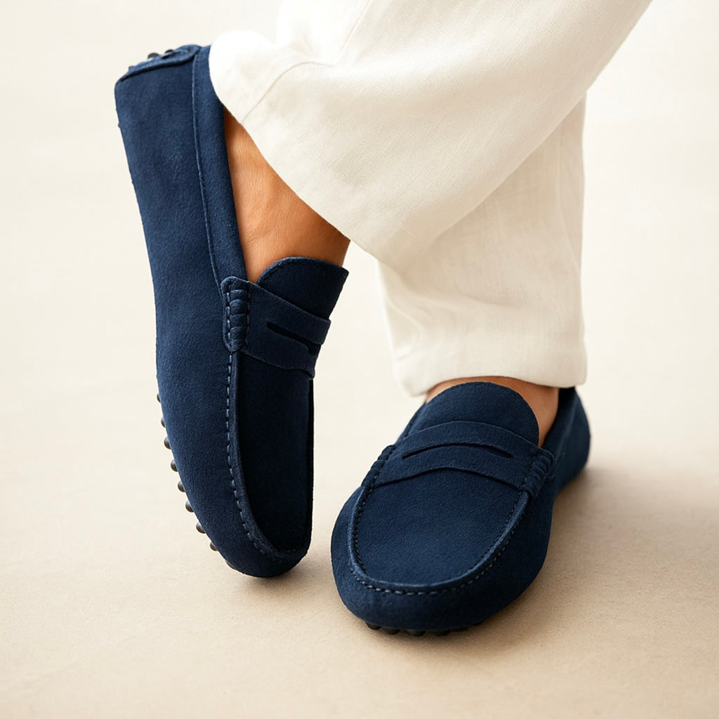 PLUXSTYLE::numise::everyday-penny-loafers::lifestyle-keep-1