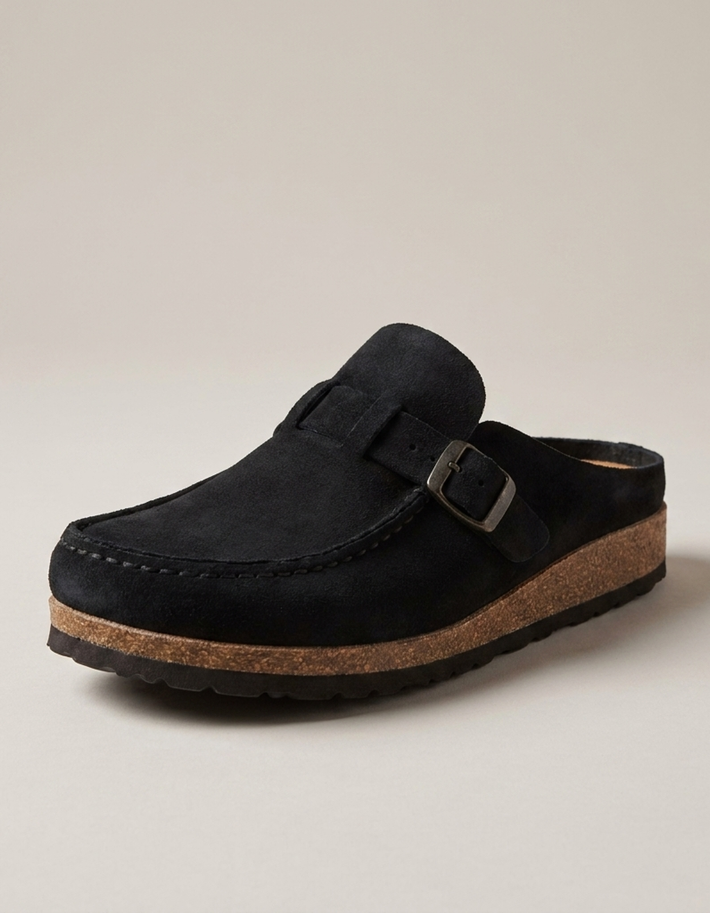 PLUXSTYLE::numise::refined-orthopedic-loafers::closeup-hero