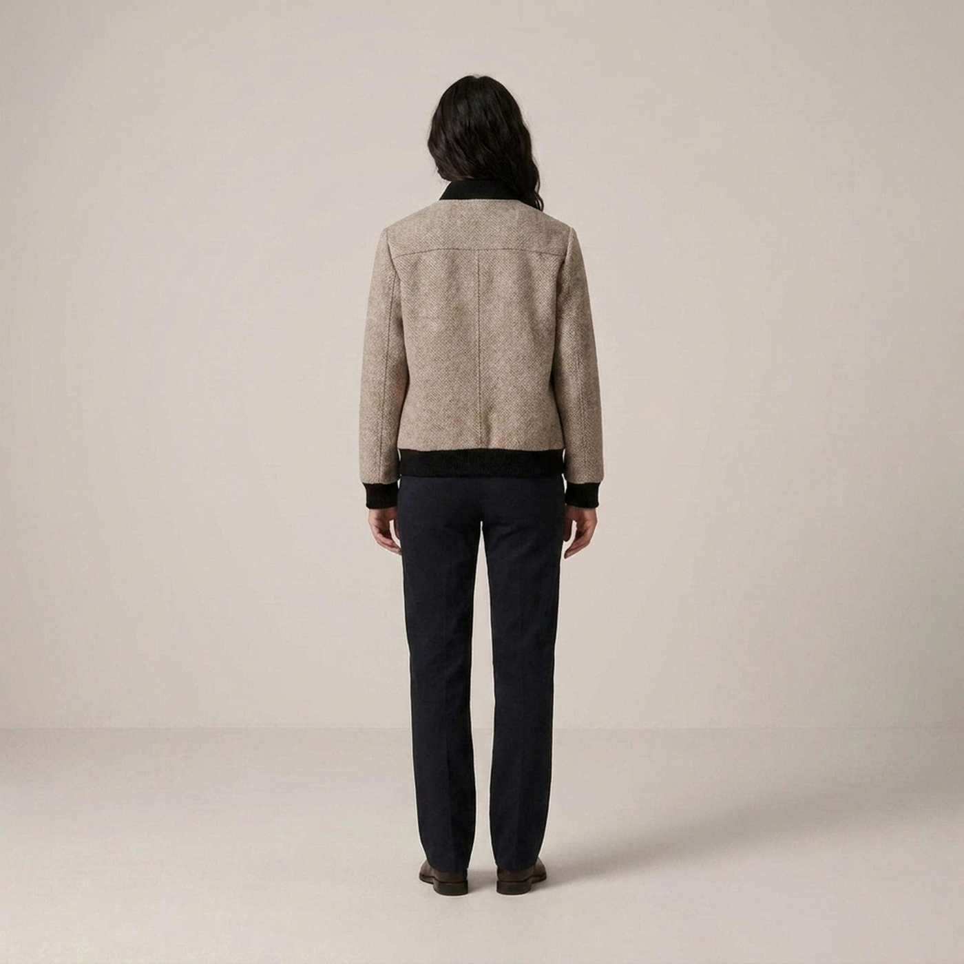 PLUXSTYLE::numise::everyday-fitted-parka::back