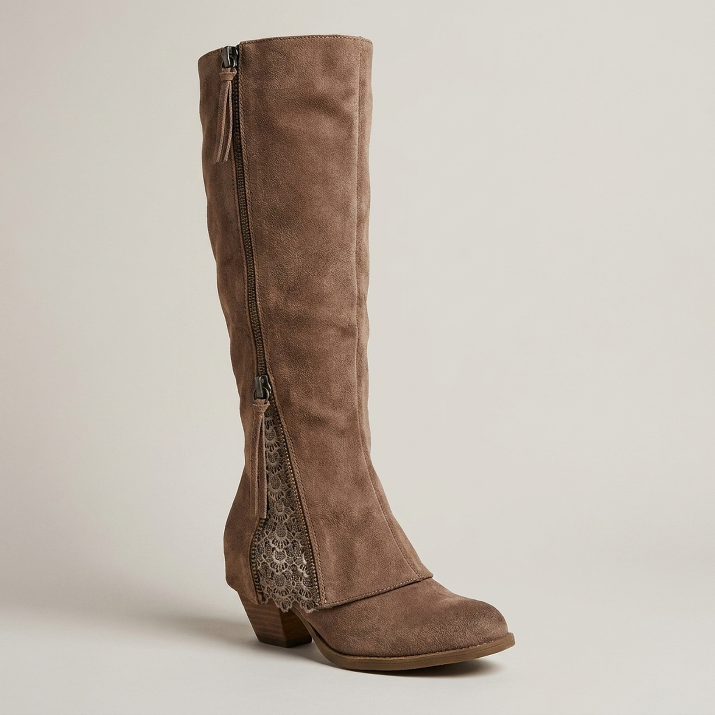 PLUXSTYLE::numise::everyday-knee-high-boots::closeup-hero