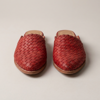 PLUXSTYLE::numise::womens-pointed-toe-woven-mules::pack-red