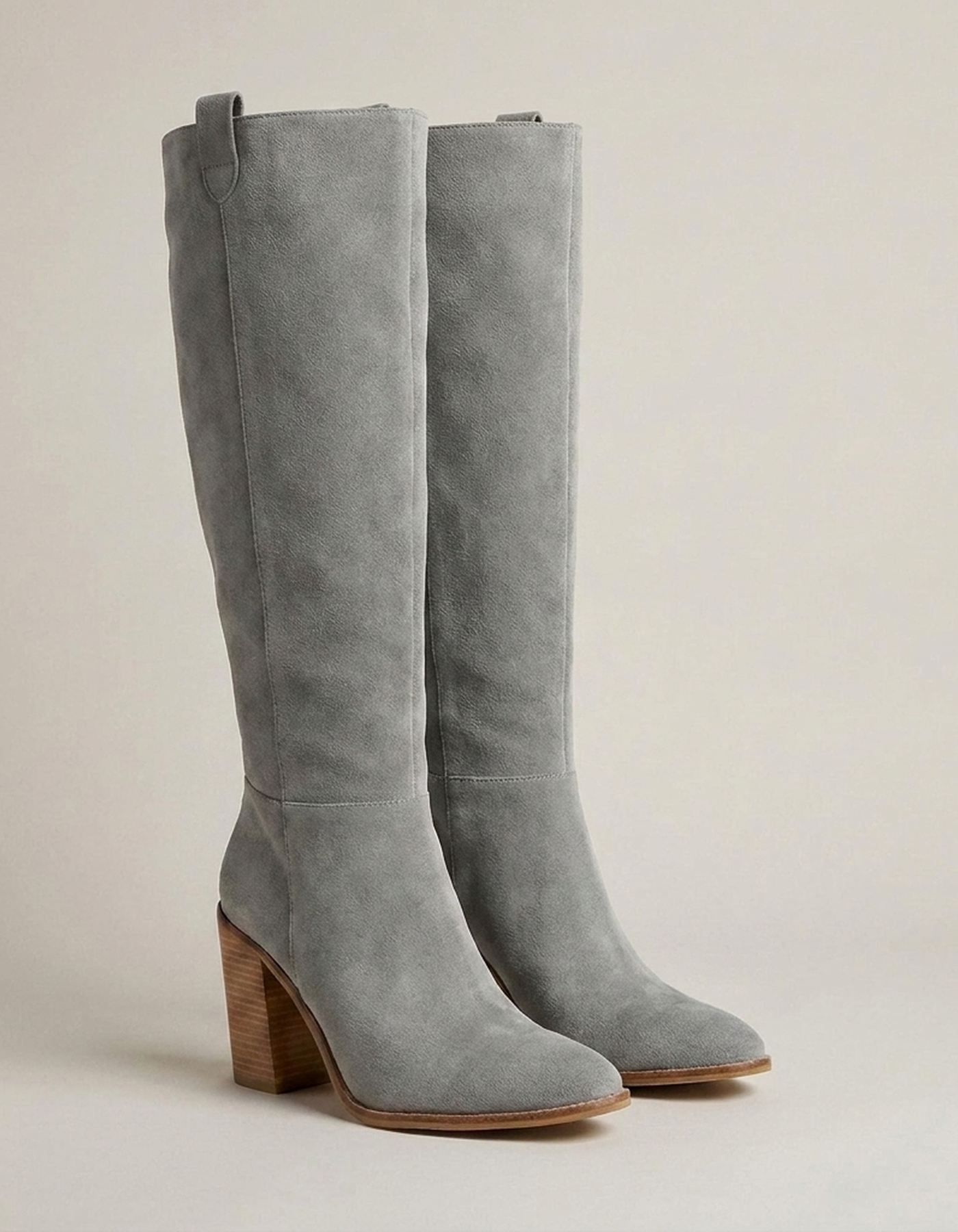 PLUXSTYLE::numise::western-block-heel-knee-high-boots::closeup-detail