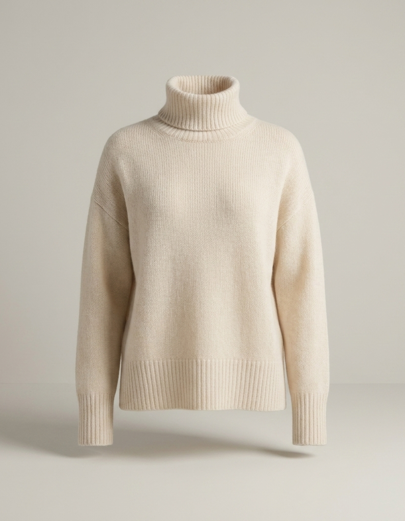 PLUXSTYLE::numise::averelle-oversized-turtleneck-sweater::pack-beige