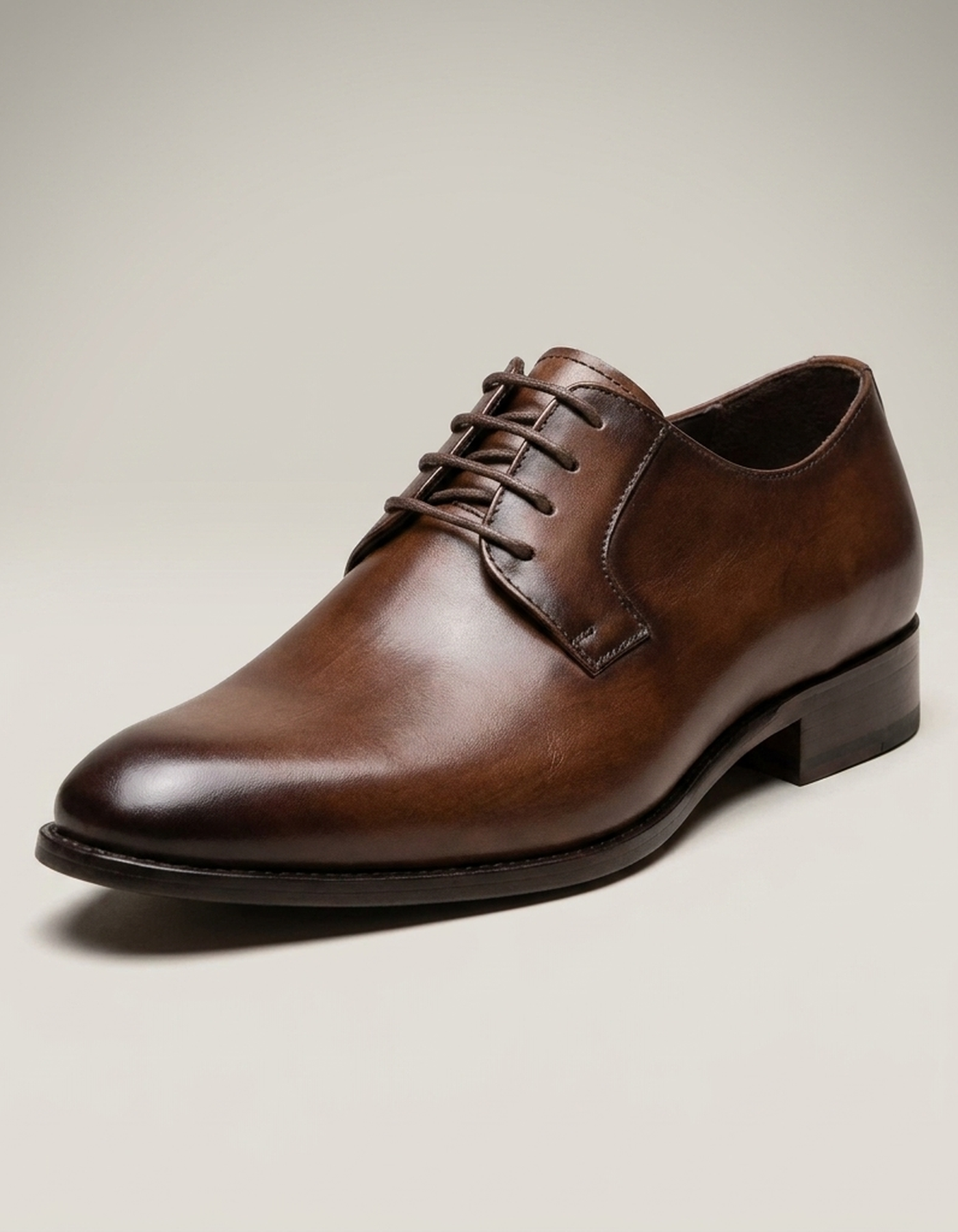 PLUXSTYLE::numise::mens-pointed-toe-derby-dress-shoes::closeup-hero
