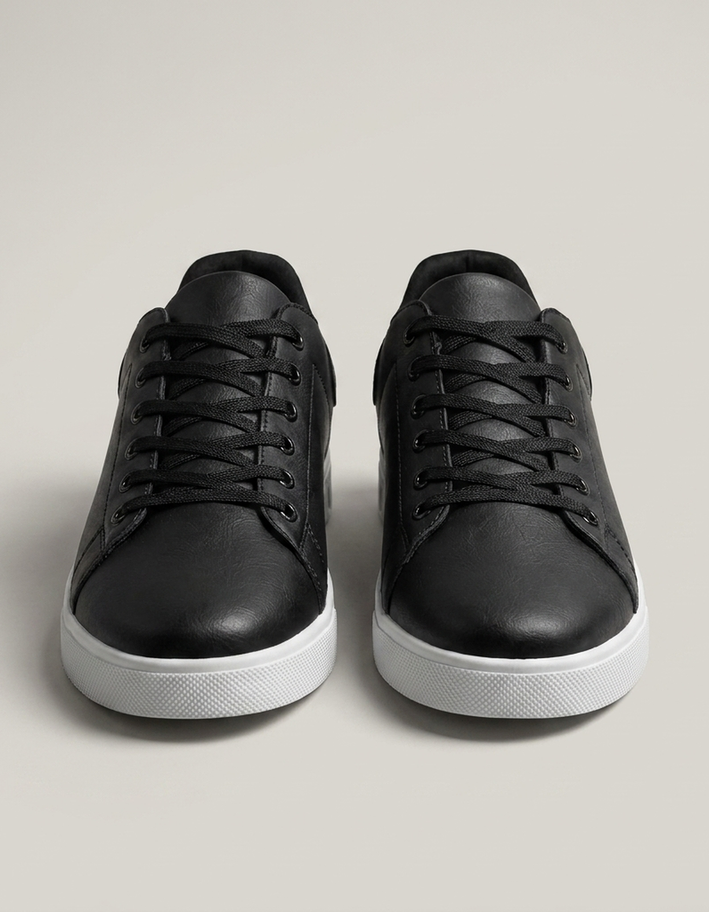 PLUXSTYLE::numise::mens-refined-everyday-sneakers::pack-black
