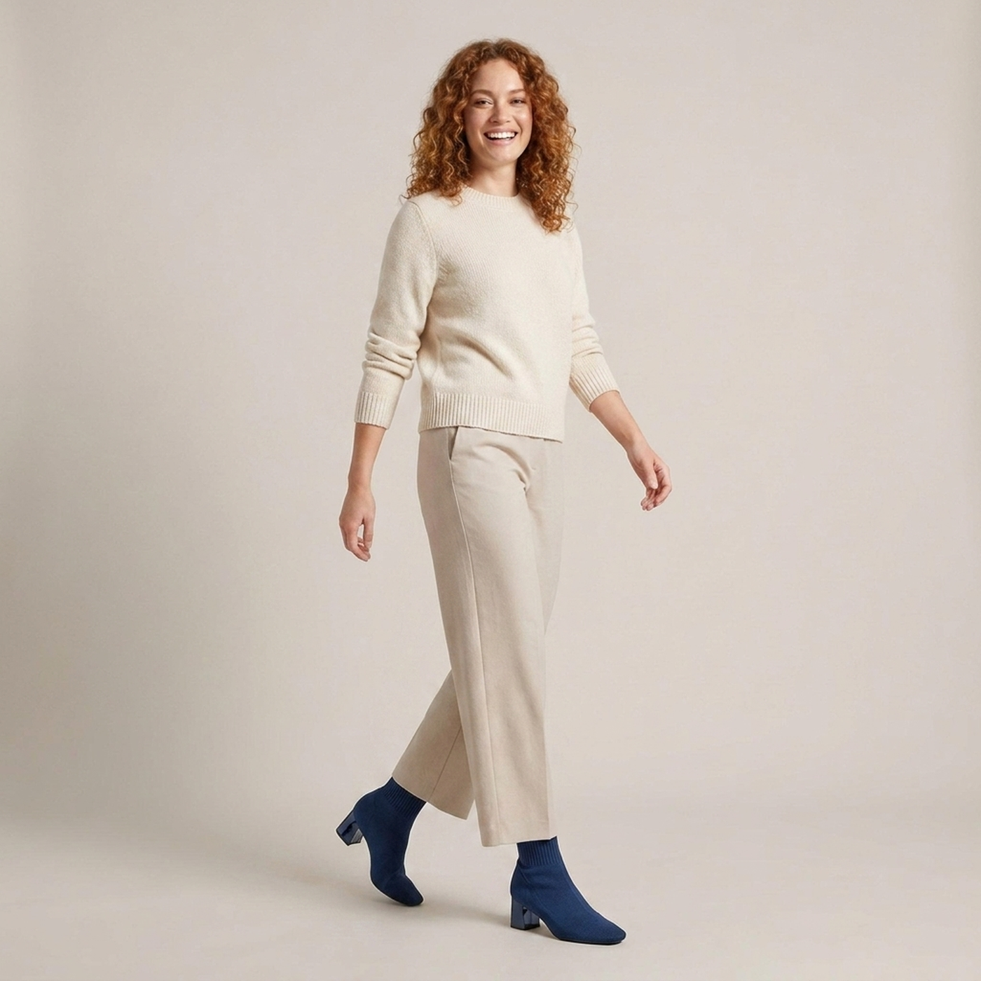 PLUXSTYLE::numise::flex-fit-ankle-boots::zoom-out
