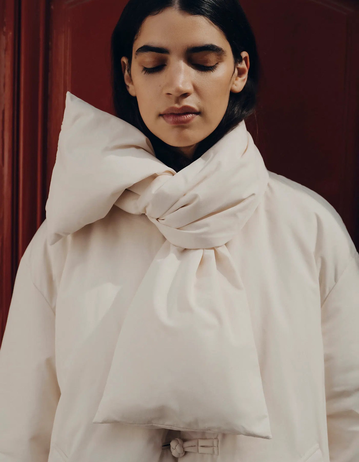 PLUXSTYLE::numise::adrija-convertible-parka::lifestyle-keep-1