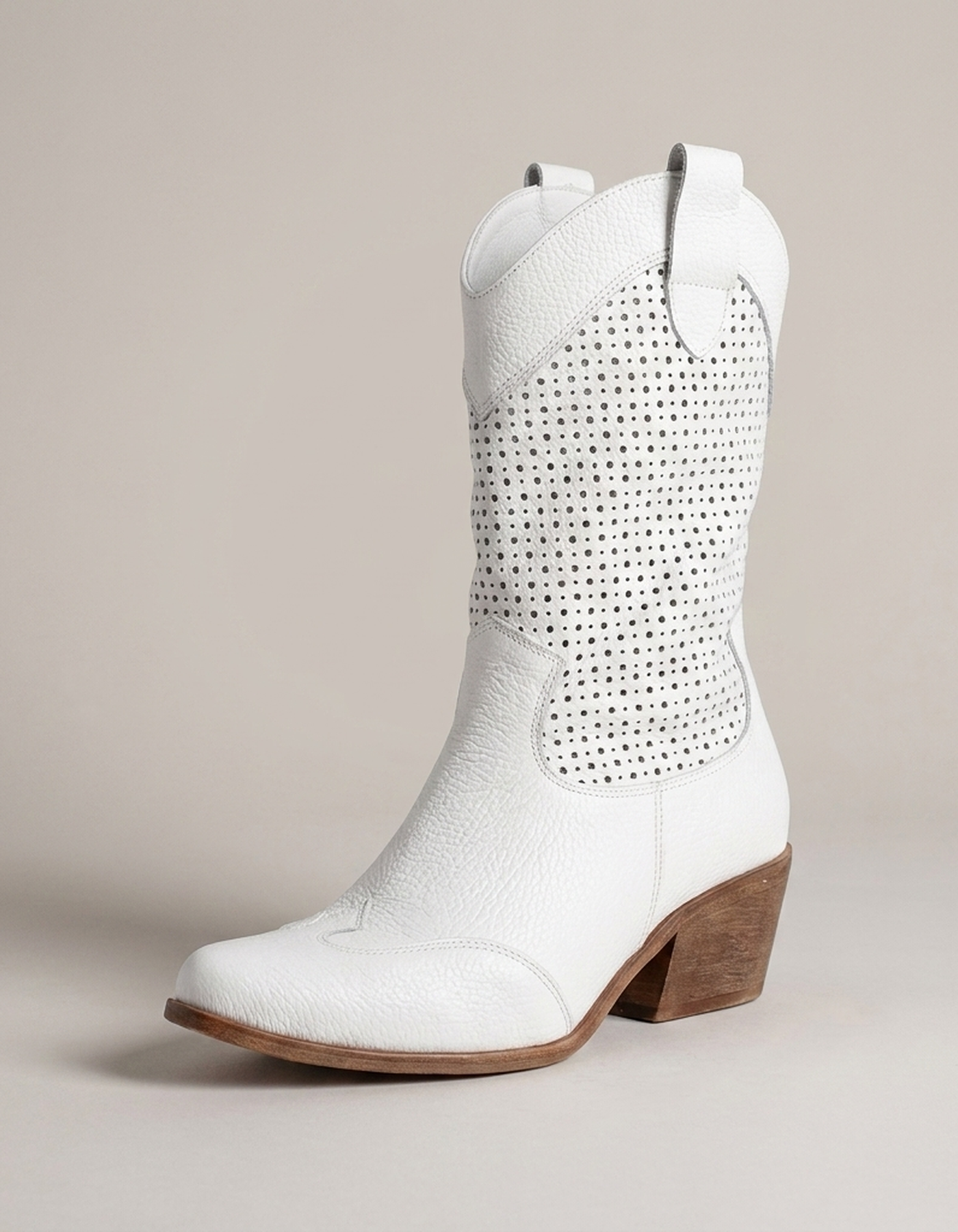 PLUXSTYLE::numise::supportive-mid-calf-cowboy-boots::closeup-hero