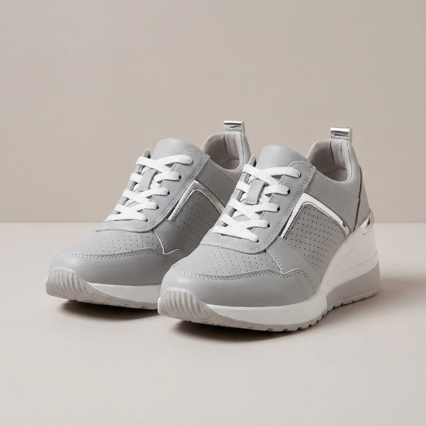 PLUXSTYLE::numise::manuela-structured-platform-sneakers::pack-grey