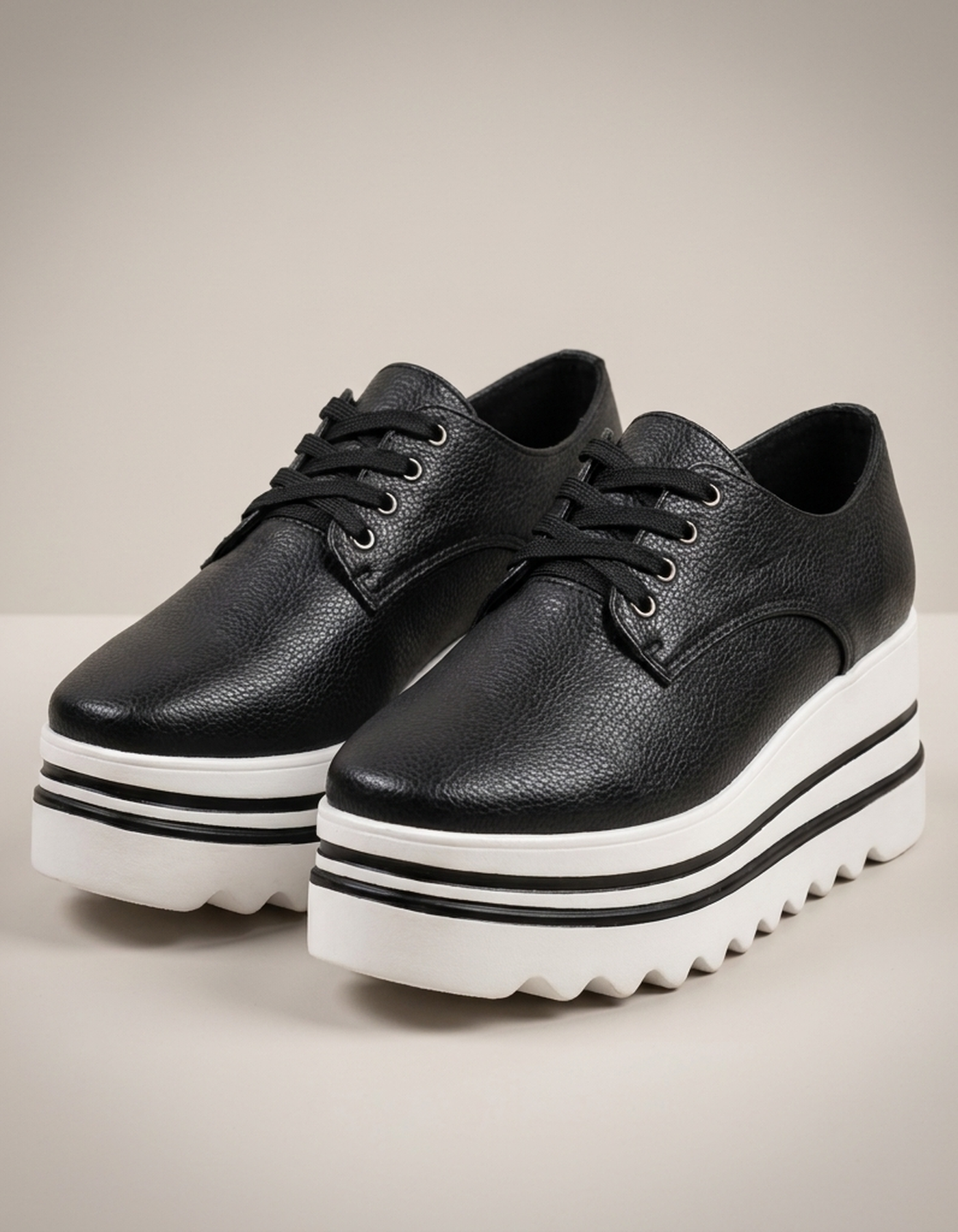 PLUXSTYLE::numise::grace-lace-up-platform-sneakers::pack-black
