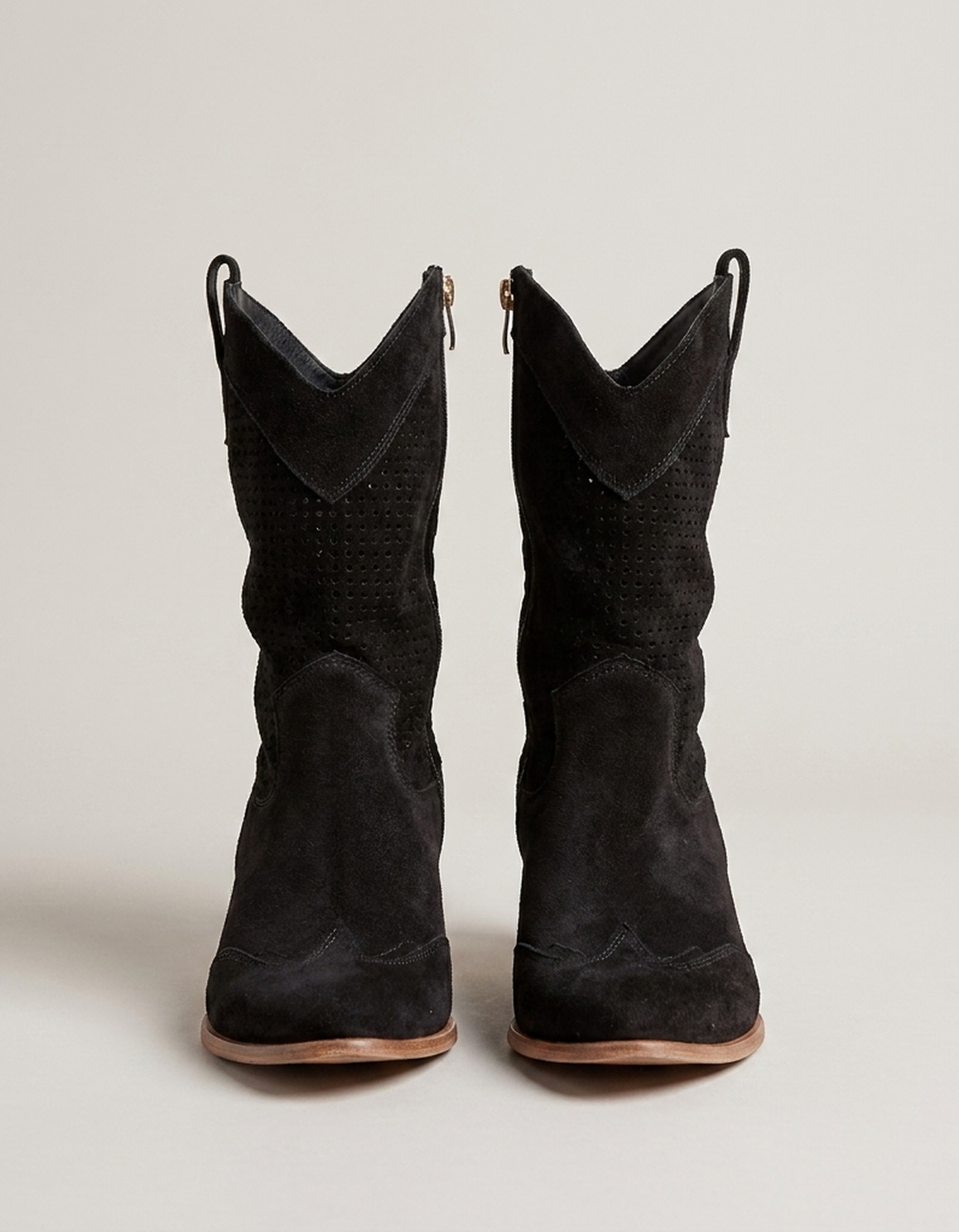 PLUXSTYLE::numise::supportive-mid-calf-cowboy-boots::pack-black