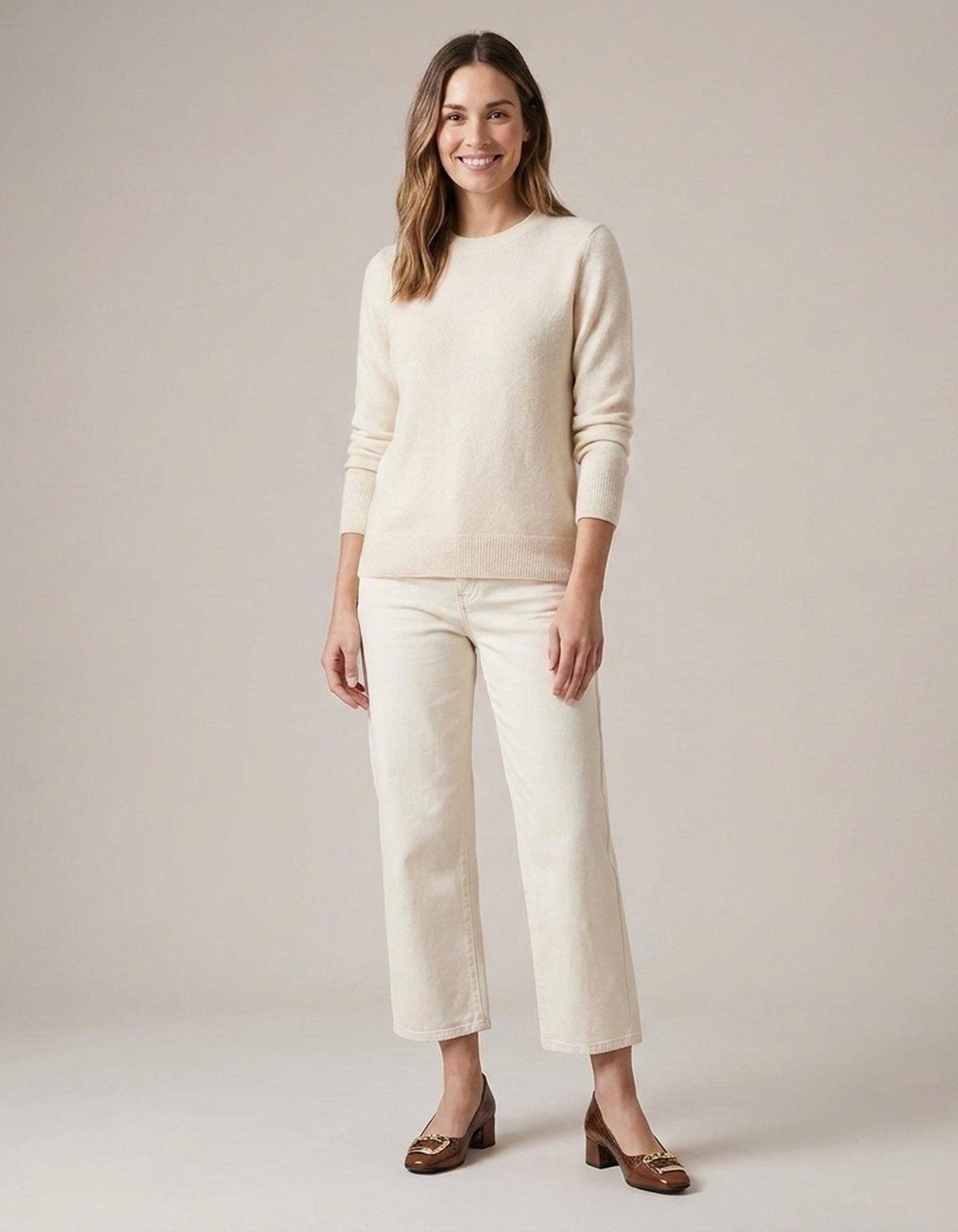 PLUXSTYLE::numise::ava-chain-detail-block-heel-loafers::zoom-out