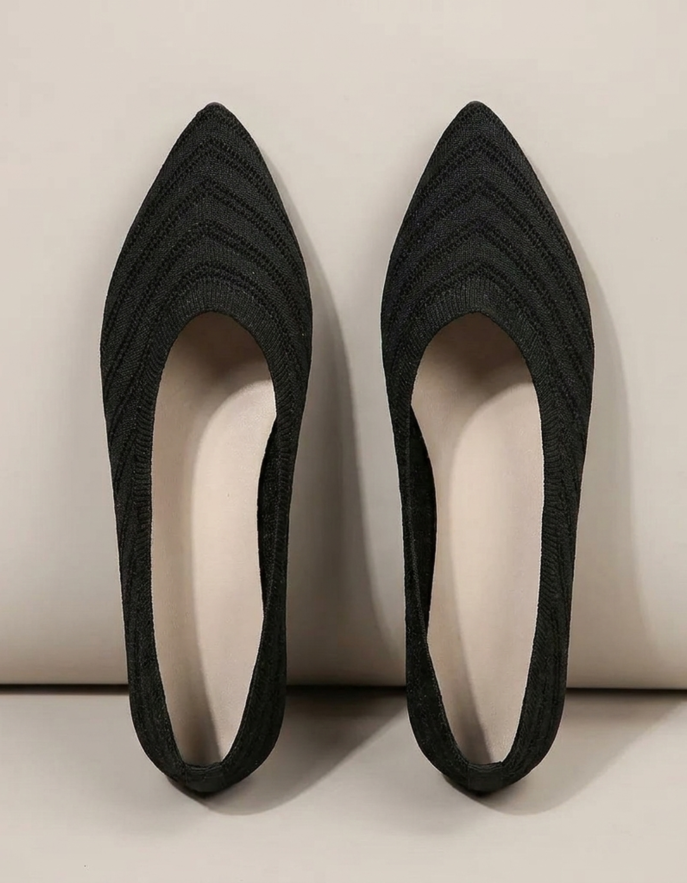 PLUXSTYLE::numise::womens-pointed-toe-ballet-footwear::pack-black