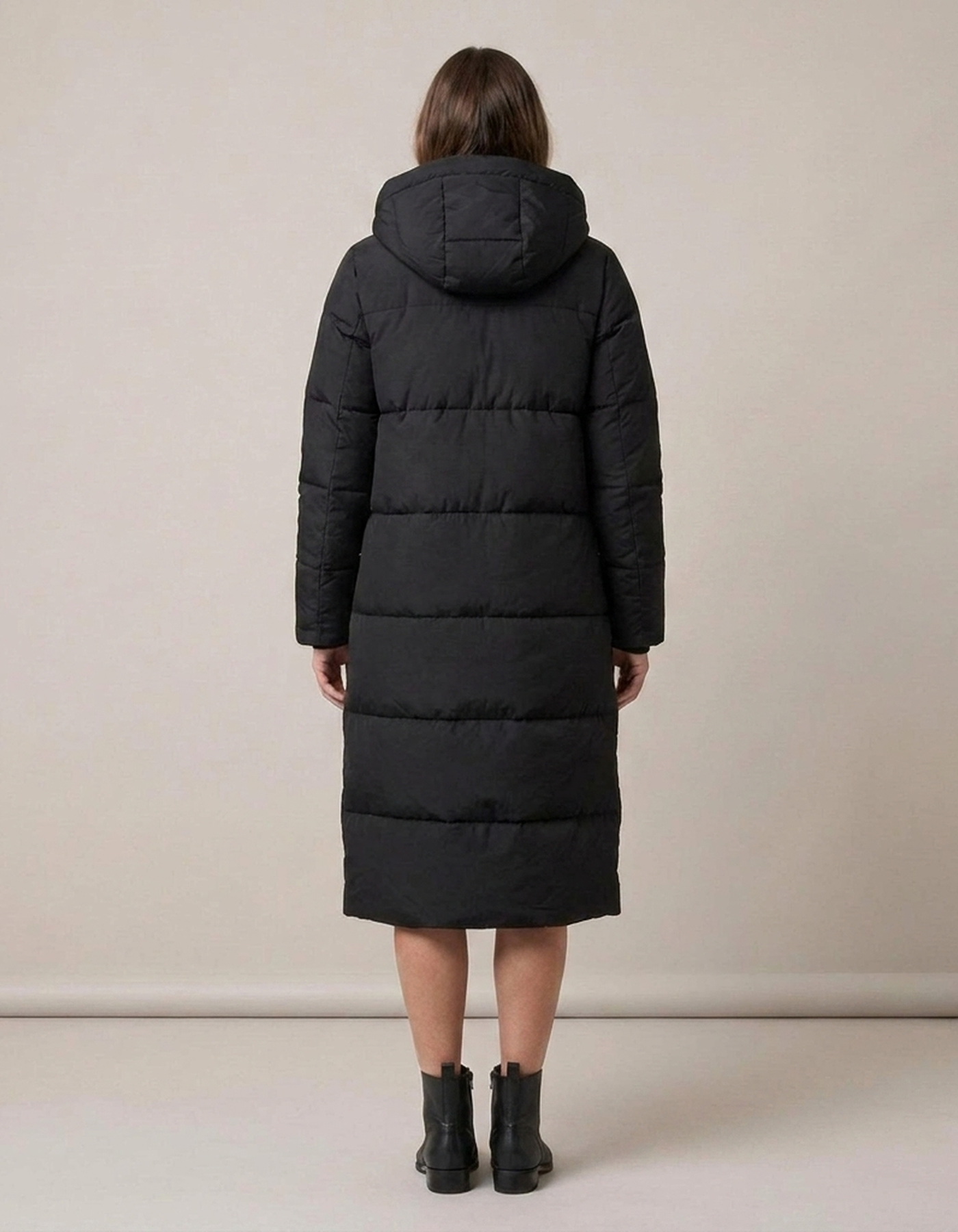 PLUXSTYLE::numise::abigail-longline-hooded-parka::back