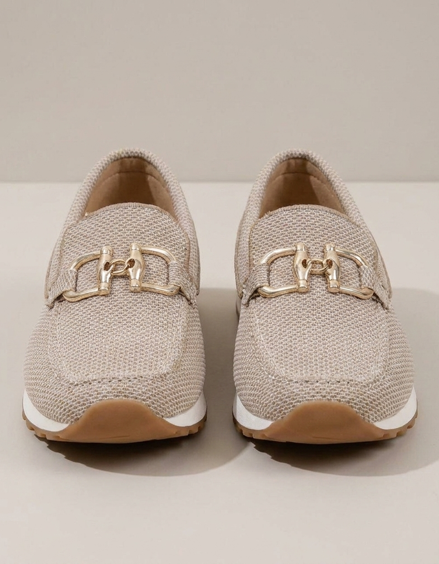 PLUXSTYLE::numise::supportive-buckle-loafers::pack-beige