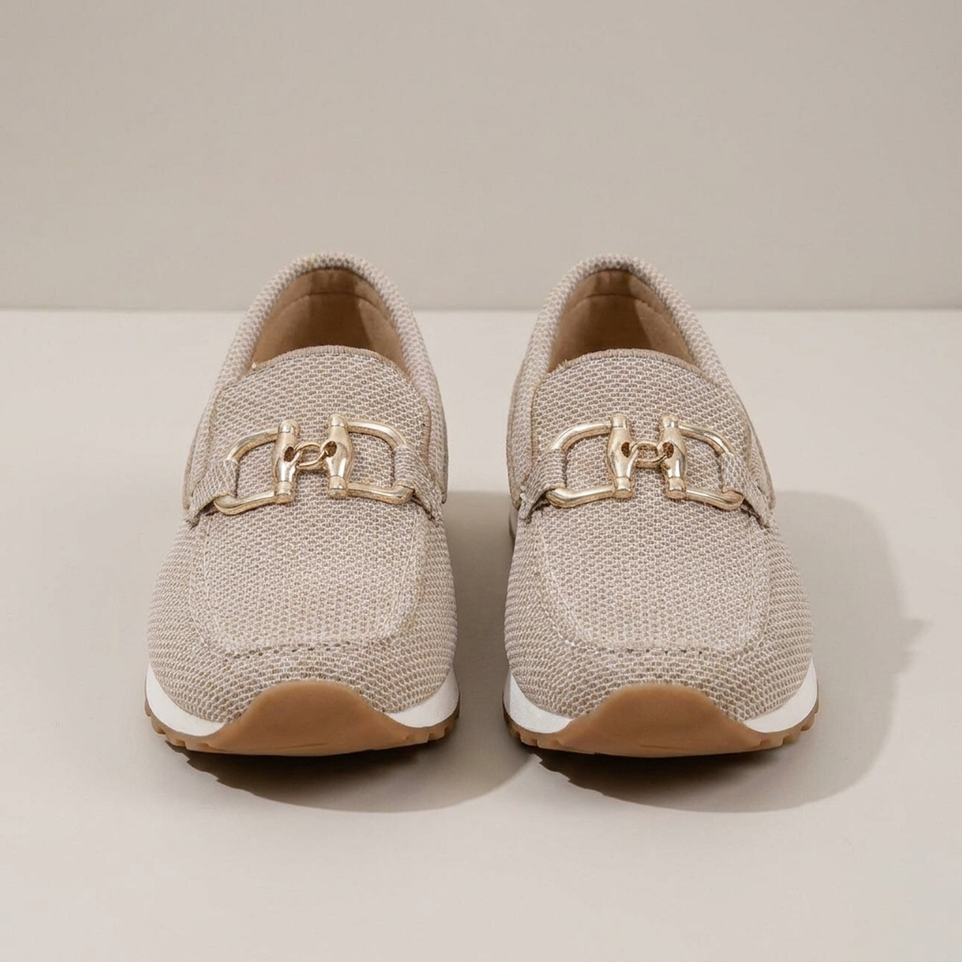 PLUXSTYLE::numise::supportive-buckle-loafers::pack-beige
