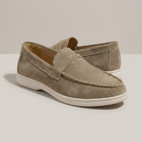 PLUXSTYLE::numise::ailin-everyday-loafers::closeup-hero