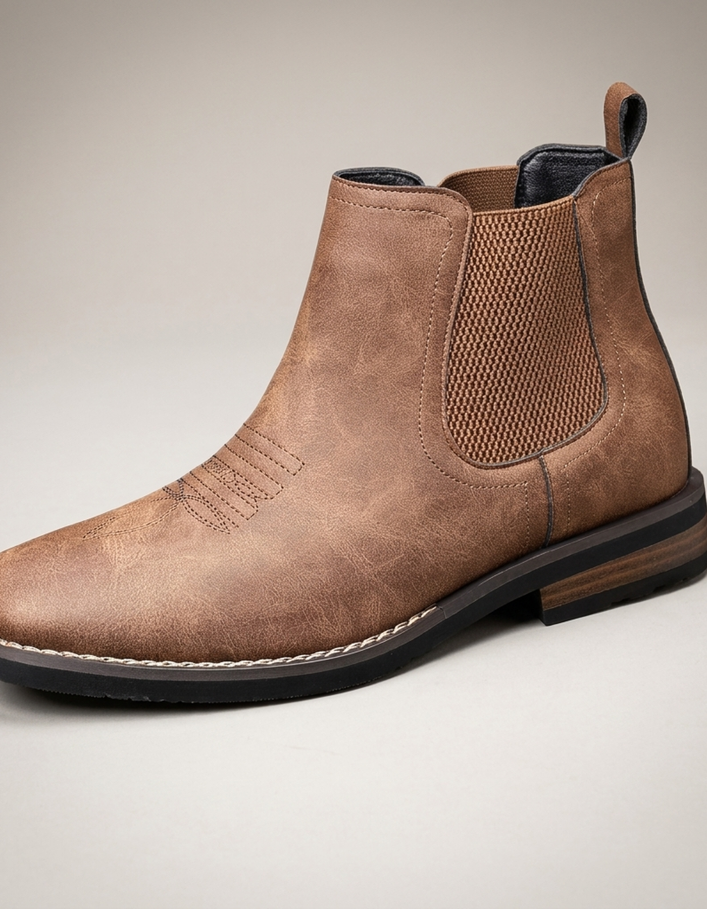 PLUXSTYLE::numise::square-toe-chelsea-ankle-boots::closeup-hero