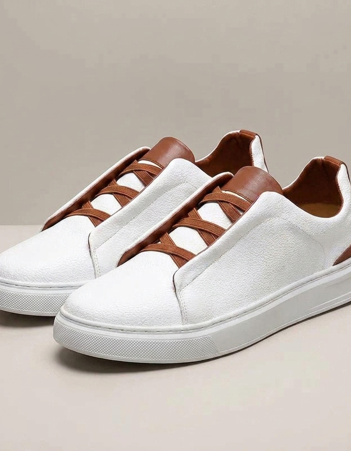 PLUXSTYLE::numise::heritage-crossover-sneakers::closeup-detail