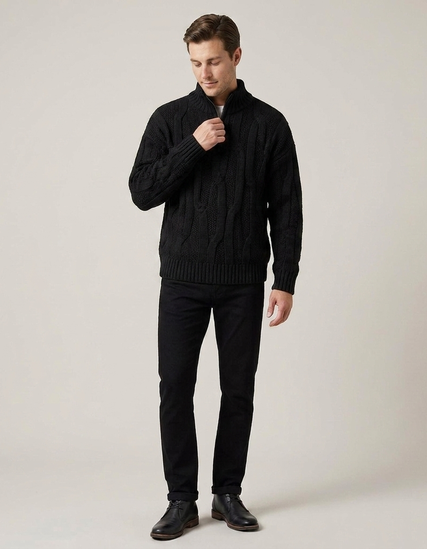 PLUXSTYLE::numise::chunky-cable-half-zip-sweater::front
