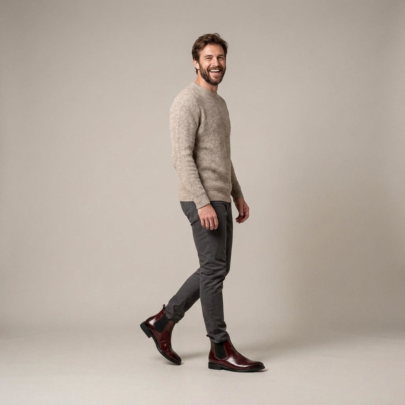 PLUXSTYLE::numise::carlo-burgundy-chelsea-boots::zoom-out