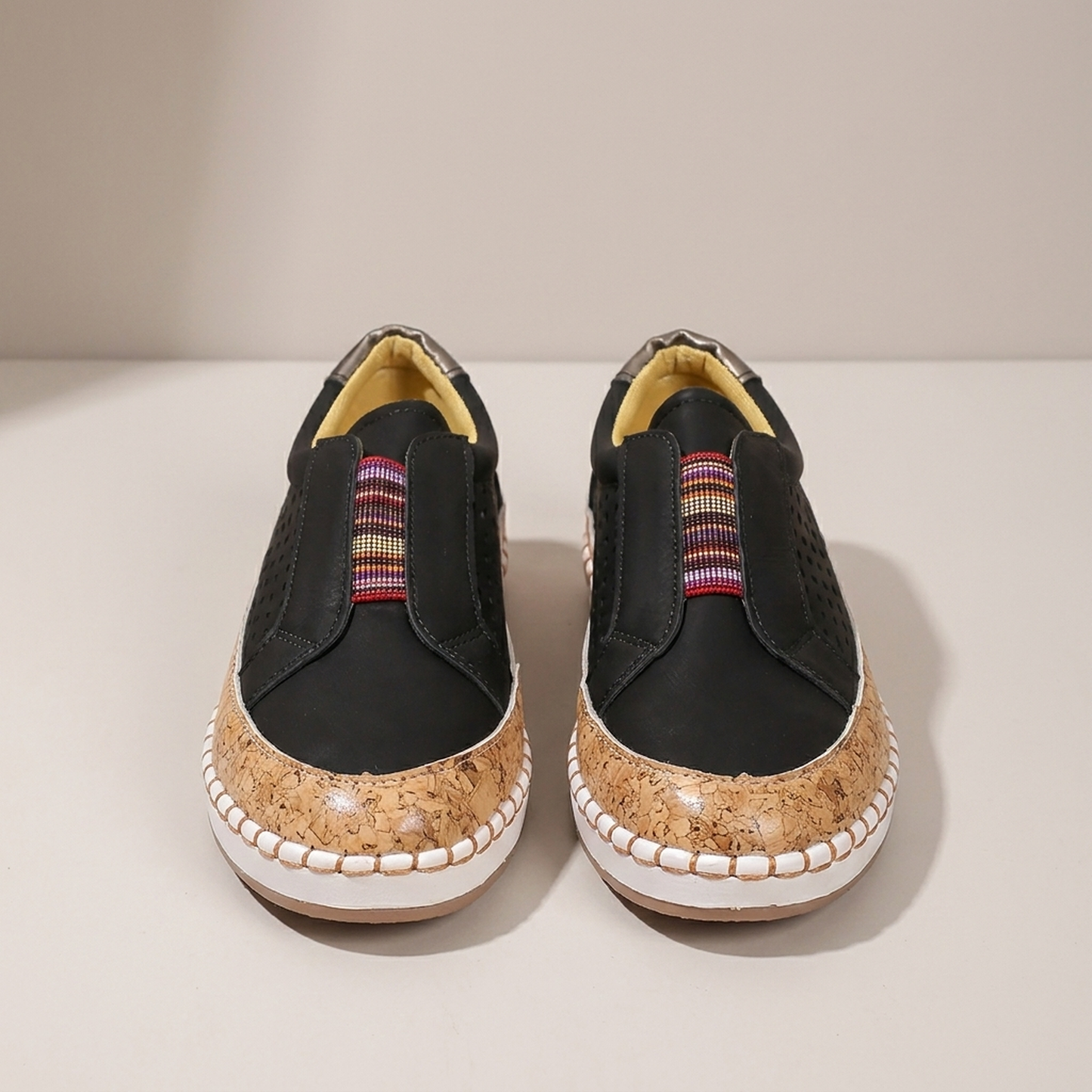PLUXSTYLE::numise::easy-step-slip-on-footwear::pack-black