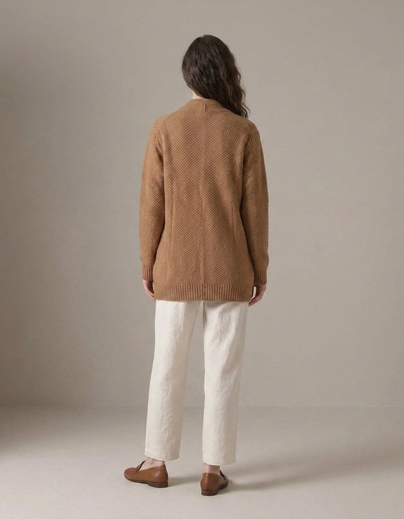 PLUXSTYLE::numise::relaxed-button-front-cardigan::back